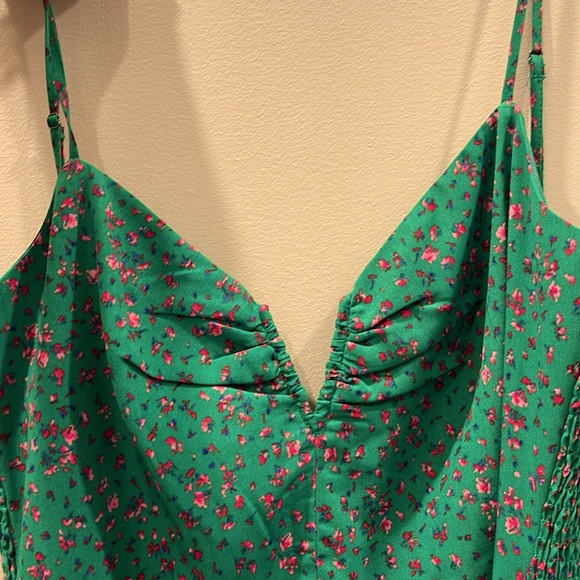 Re:named green sweetheart neckline floral dress M - Picture 7 of 7